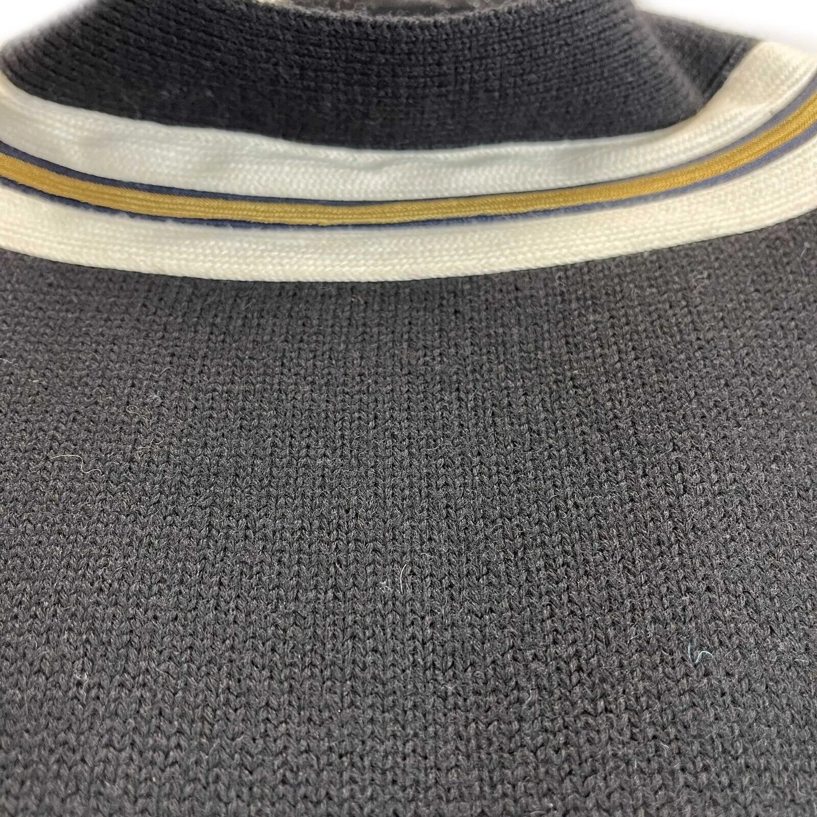Gucci - Wool Bee Appliqu Black Cardigan - Size label missing